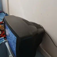 تلویزیون ۲۱ اینچ قدیمی|تلویزیون و پروژکتور|بروجرد, |دیوار