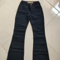 شلوار لی نوجوان نو‌ شیک