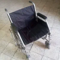 ویلچر بزرگسال در حد نو