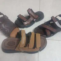 مقداری دمپایی مردانه