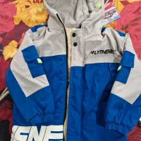 پوشاک و کفش بچه گانه در حد نو