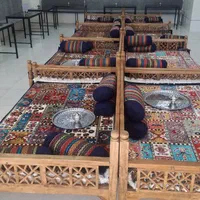 تولید انواع تخت های سنتی|مبلمان خانگی و میز عسلی|قزوین, |دیوار