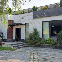 ۳۶۱متر ویلا مبله و استخردار شرایط ۹ ماهه