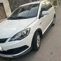 ام وی ام لاکچری اس