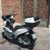 موتور کی وی  ویسته ۲۵۰ سی سی|موتورسیکلت|تهران, کاشانک|دیوار