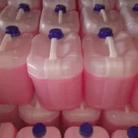 انواع مایع های شوینده ۱۰لیتری|مواد شوینده و دستمال کاغذی|اراک, |دیوار