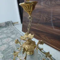 یک عدد لوستر سلطنتی|لوستر و چراغ آویز|رشت, استقامت ۱|دیوار