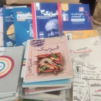 مجموعه۲۵جلد کنکور ریاضی واقعا تمیز و درحدنو