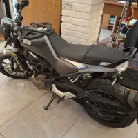 موتورسیکلت هاسکوارنا سوئدی 1401