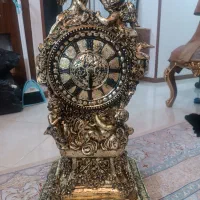 ساعت روی میزی