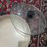 نو‌و فقط تعویض با قابلمه دونفره چدن نو