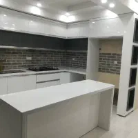 پیلوت( بدون صاحبخانه )نوساز.خ هجرت ستارخان