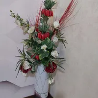 گل مصنوعی با گلدان