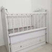 تخت نوزاد کمد و شش کشویی|اسباب و اثاث بچه|اهواز, کیان اباد|دیوار