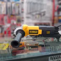 مینی فرز 950 وات دیوالت مدل DW-950|ماشین‌آلات صنعتی|اصفهان, شهرک صنعتی امیرکبیر (شاپور جدید)|دیوار