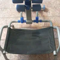 دراز نشست تن تاک وصندلی اداری