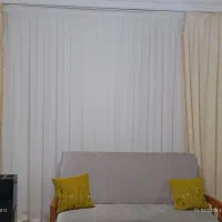 کنار پرده آماده