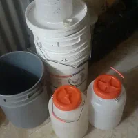 سطل ۲۰ کیلویی تمییز  و قابل استفاده ..