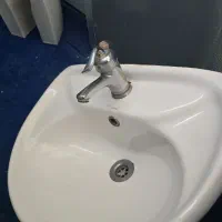 روشویی کار کرده تمیز