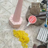 کله قندی و زنجیر با تابلو ایست