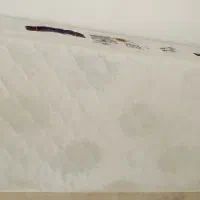 تشک رویال سالم و تمیز