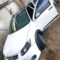 کوییک R سفید مشکی