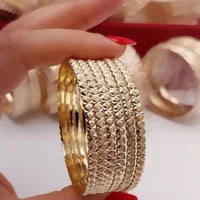 بهترین اکسسوری های رنگ ثابت در بدلیجات دیانا