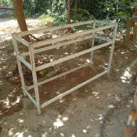 ویترین فلزی سالم