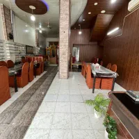 یک واحد رستوران و یک واحدمبله اجاره