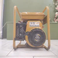 موتور آب بنزینی اصل ژاپن دو اینچ در حد نو .