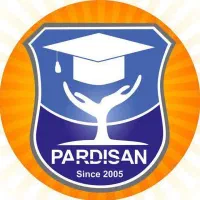 منشی آموزشگاه زبان (خانم)