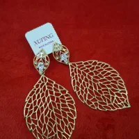 گوشواره ژوپینگ طرح برگ طلایی