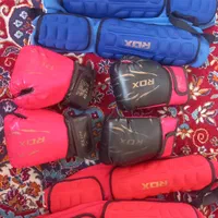 کلاه،ساق بند،دستکش و هوگو دفاع شخصی