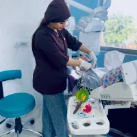 آموزش دستیار دندانپزشک