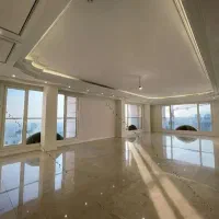۱۲۰متر/تک واحدی/۳خواب/مشابه نوساز/سوپرلوکس