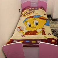 تخت نوجوان دخترانه