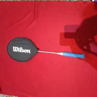 فروش فوری راکت بدمینتون اصل ویلسون اورجینال(قدیمی)|ورزش‌های توپی|تهران, شهرک آزادی|دیوار