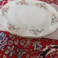 چینی گل سرخی و پارچ و قندون فرانسوی