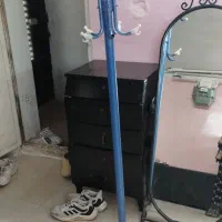 چوب لباسی در حد نو