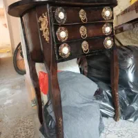 میز و آینه کنسول و چهارپایه