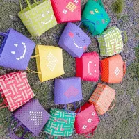 نظم دهنده تسمه ای|اسباب‌‌بازی|آستانه اشرفیه, |دیوار