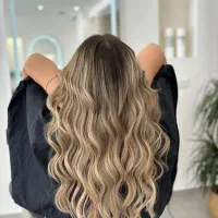 مدل امبره و لایت|خدمات آرایشگری و زیبایی|رشت, حسین آباد|دیوار