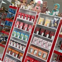 فروشنده خانم و اقا
