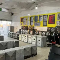 گاوصندوق در اورمیه از ۴۰سانت تا ۲ متر وزن ۲۰۰ کیلو