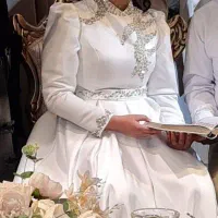 لباس عقد