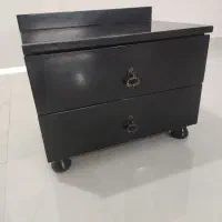 میز پاتختی چوبی دو کشو