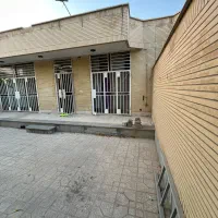 ویلایی 250م شمالی  هشت بهشت اول کار|فروش خانه و ویلا|شاهین‌شهر, شهرک هشت بهشت|دیوار