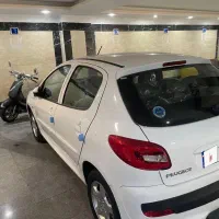 پژو ۲۰۷ سقف فلزی اتوماتیک سفید صفر خشک|خودرو سواری و وانت|تهران, شهر زیبا|دیوار