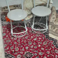 دوعدد صندلی