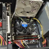 کیس و مانتیور خانگی